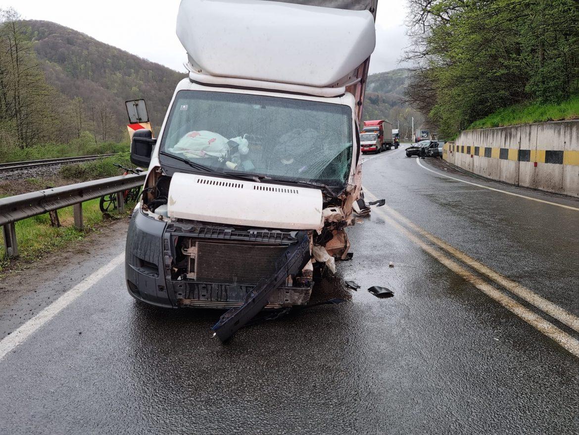 Un accident de circulație a avut loc marți seara pe DN1 E60, în localitatea Negreni