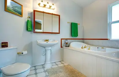 Top 6 Washable Paints for Transforming Bathroom Walls