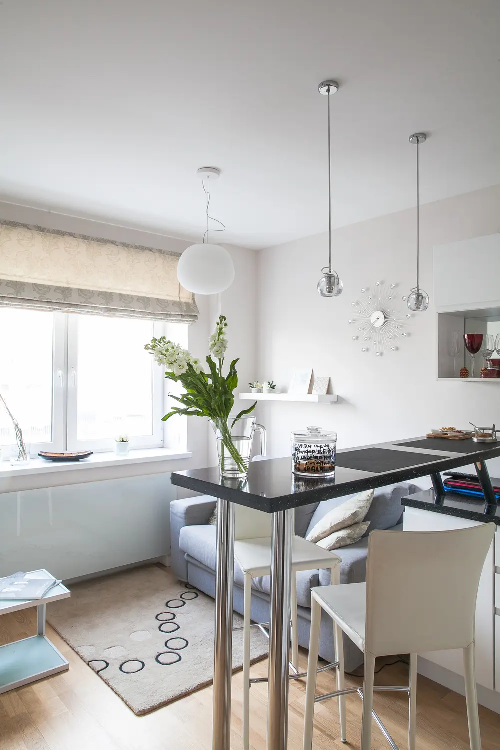 Amenajare de spatii mici sau cand 35 de metri patrati inseamna acasa