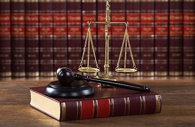 Un nou asalt asupra instanțelor pentru „Turul 2 înapoi”. 100 de procese deschise de un român într-o singură zi împotriva Curții Constituționale. Alții cer anularea hotărârilor de guvern privind organizarea alegerilor