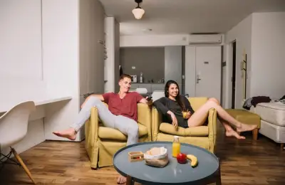 The Advantages of Apartment Living vs. House Living