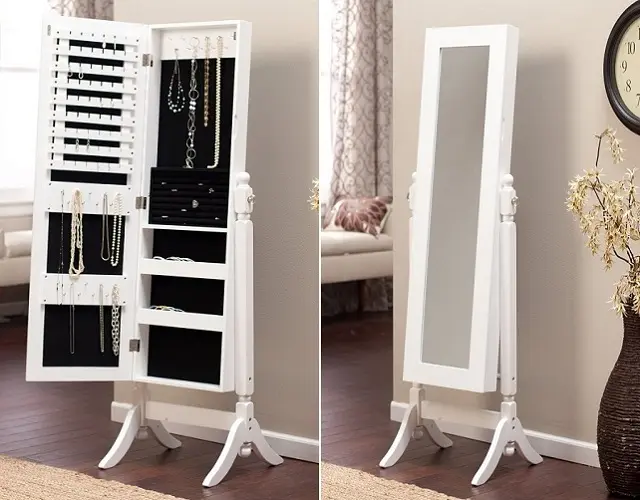 Idei mari pentru apartamente mici: oglinda cu depozitare