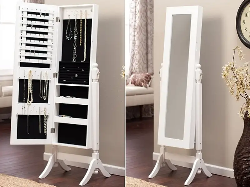 Idei mari pentru apartamente mici: oglinda cu depozitare