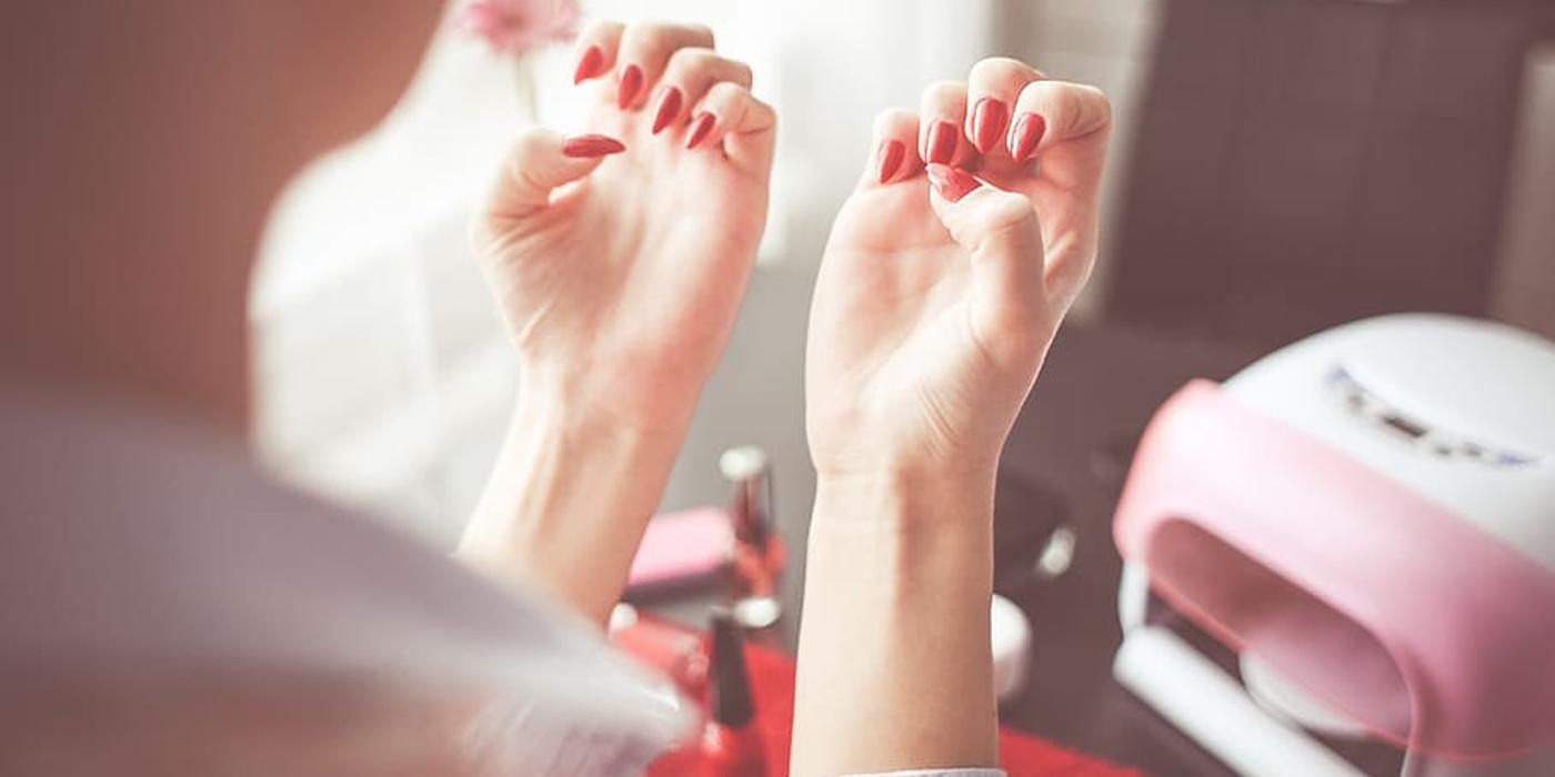 Incearca oja semipermanenta, pentru un look cat mai natural al unghiilor tale!