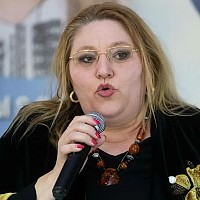 Parchetul General cere Parlamentului European să-i ridice imunitatea Dianei Şoşoacă
