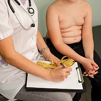 Evaluarea cardiologică la copiii cu suprapondere și obezitate: riscuri și prevenție