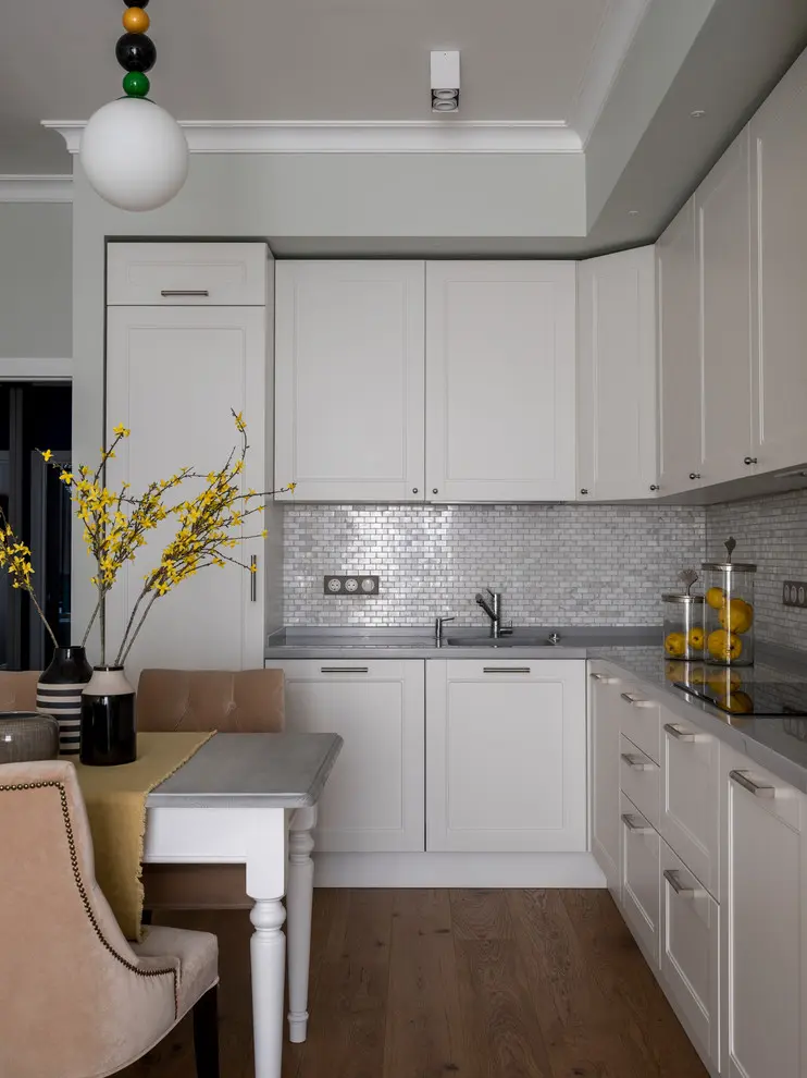 Amenajare functionala in nuante neutre pentru 3 camere