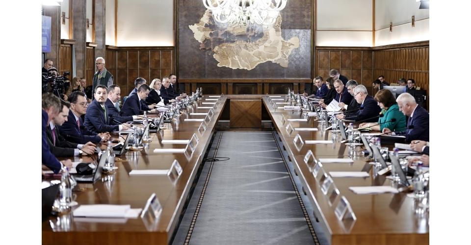 Executivul a aprobat schema de ajutor de minimis pentru întreprinderile mici şi mijlocii, în contextul crizei economice generate de pandemie şi afectaţi de creşterea ROBOR, în valoare de peste 86 milioane lei