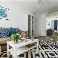 Studio mic, dar cochet amenajat