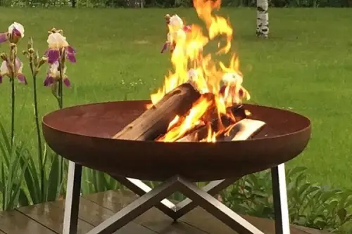 7 Motive pentru care un fire pit este cea mai bună investiție din această toamnă