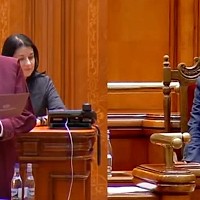 Nicușor Dan critică decizia CCR prin care averile demnitarilor sunt secretizate