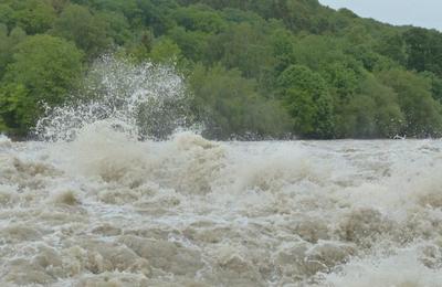Avertizare Cod Galben de inundații în Cluj până miercuri, 27 decembrie