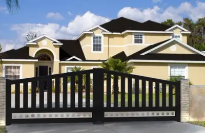 Tendințe în designul curților și al grădinilor pentru 2026