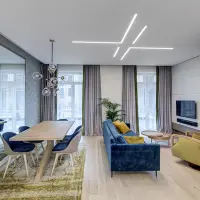 Apartament de 4 camere modern si luminos amenajat pentru o familie cu 2 copii