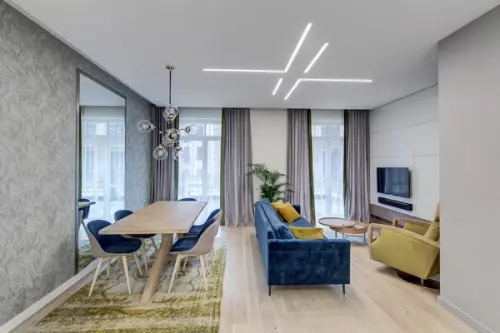 Apartament de 4 camere modern si luminos amenajat pentru o familie cu 2 copii