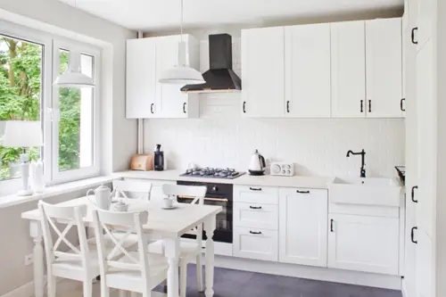 Amenajare moderna in care albul este vedeta