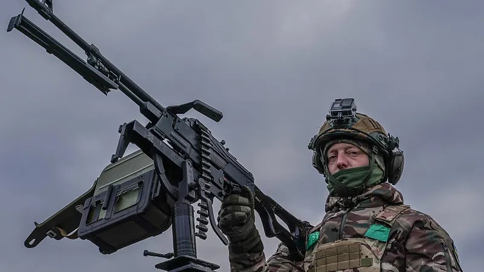 Ucraina recrutează soldați străini. Românii sunt bineveniți. Cu o condiție