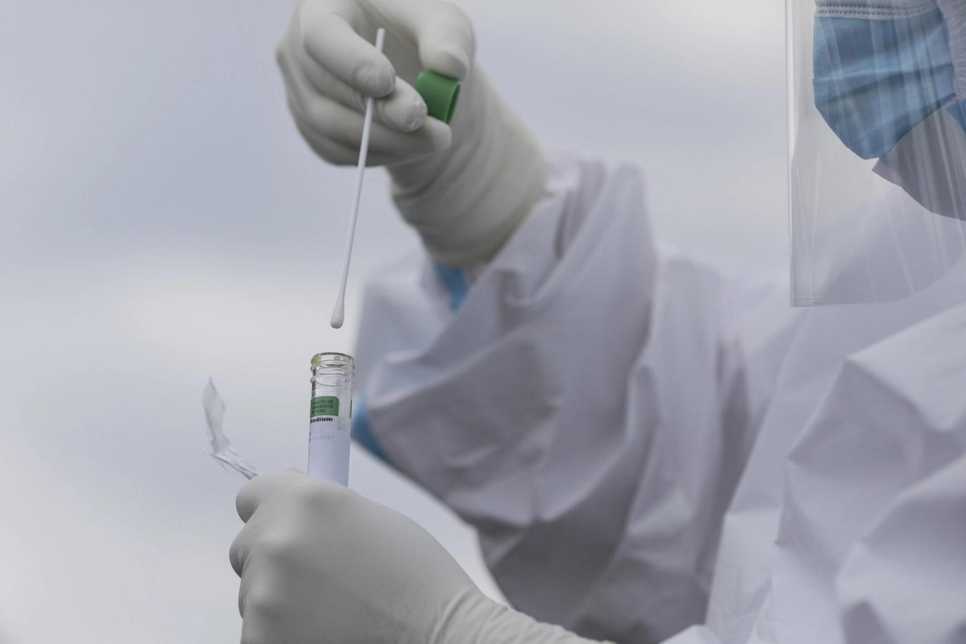 Ministrul Sănătăţii, întrebat ce am reuşit să învăţăm după pandemie: Justa măsură, adică să nu mai cădem pradă tentaţiilor unor exagerări şi să reuşim să menţinem funcţionarea economiei şi a societăţii chiar şi în situaţii de criză