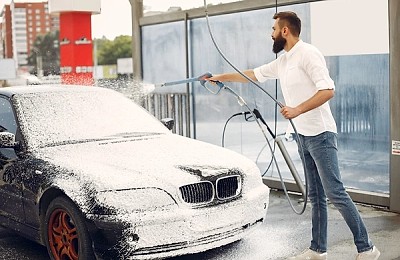 Ce presupune un proiect pentru o spălătorie auto cu 3 boxe și care sunt etapele de realizare