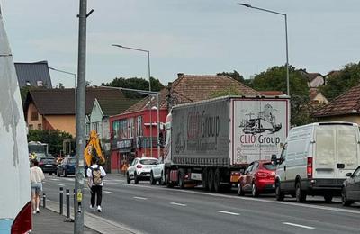 Atenție, șoferi! Traficul de pe Calea Baciului este aglomerat, astăzi, 9 august