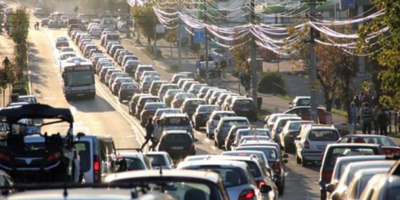 Dan Tarcea, secundul lui Emil Boc, spune: Blocurile nu le mai putem muta din loc, Cluj-ul a fost construit pentru căruțe, nu pentru mașini