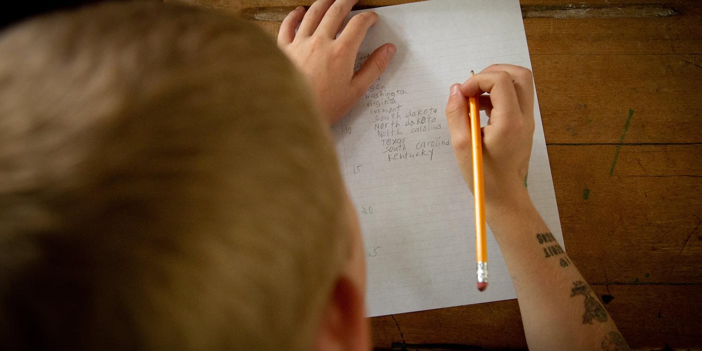 Te temi că nu va reuși să intre la un liceu bun? Ai încredere în copilul tău și în cursurile de limba română de la Global Learning