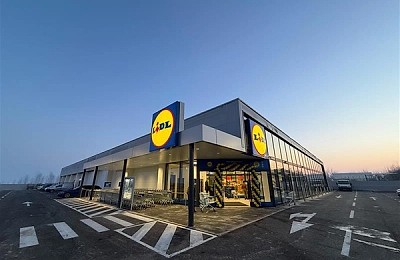 Ghidul cumpărăturilor de Paște 2026: Când se închid supermarketurile și care este singurul mall deschis duminică în București