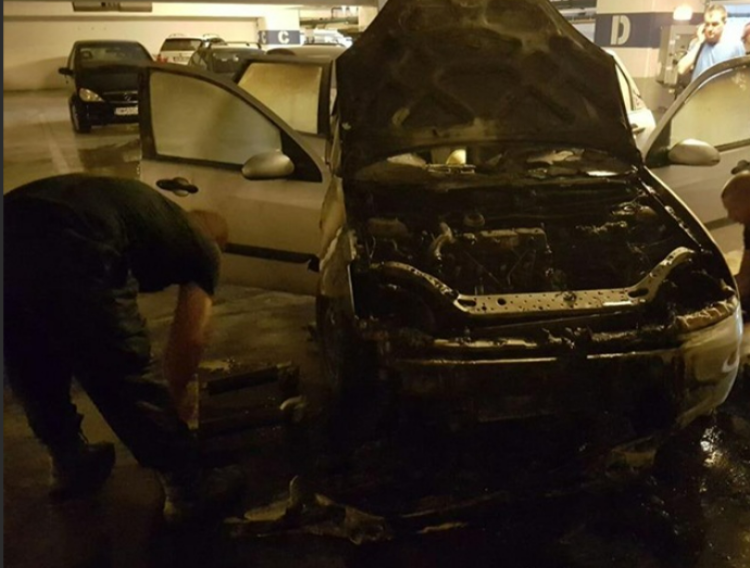 Incendiu, în această dimineață, la un autoturism aflat într-o parcare subterană de pe Bulevardul 21 Decembrie 1989