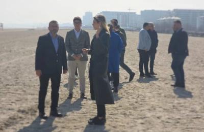 ANCHETĂ: Ministrul Mediului cere socoteală șefului APM Constanța în cazul „Parcarea pe plajă”. Cum a devenit nisipul din Năvodari „pământ argilos” în acte