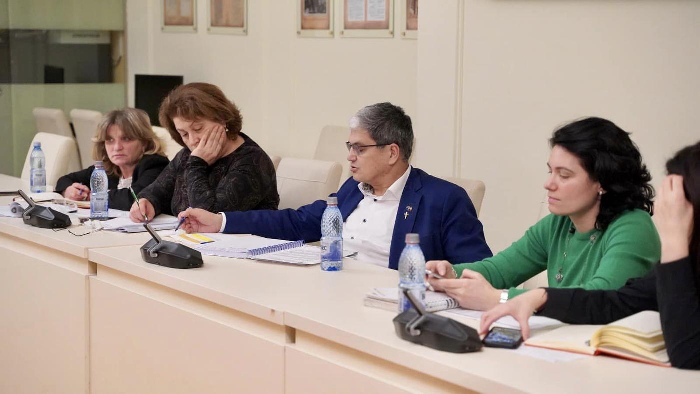 Ministrul Finanţelor, întâlnire cu primarii, pentru a discuta despre finanţarea proiectelor din bani europeni / Analiză până la finalul lunii pentru a găsi cea mai bună soluţie bugetară