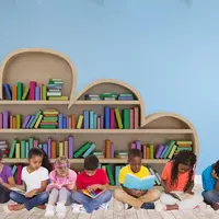 Top 10 idei inedite de a amenajare a unei biblioteci în camera copiilor