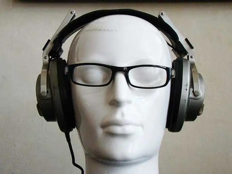 Cum sa-ti izolezi fonic locuinta