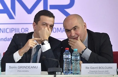 Scenariu-şoc: „PNL și PSD vor să dea afară USR de la guvernare”