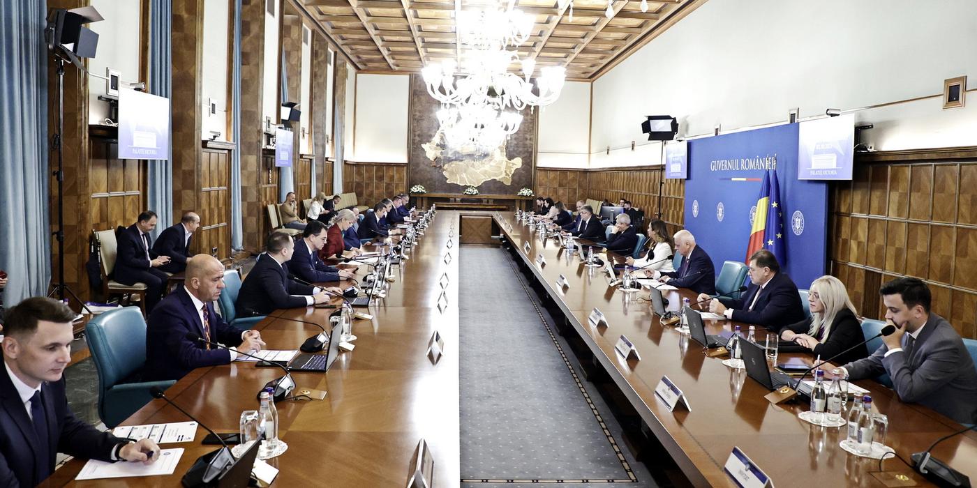 Ciolacu: Când am venit la Guvern nu am avut nici bagheta lui Harry Potter, nu am avut nici lampa lui Aladin / România nu se află într-o criză economică. România are o creştere economică constantă