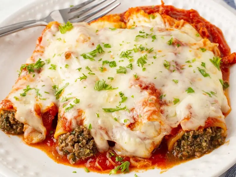 Cannelloni vegani cu ciuperci, soia și spanac