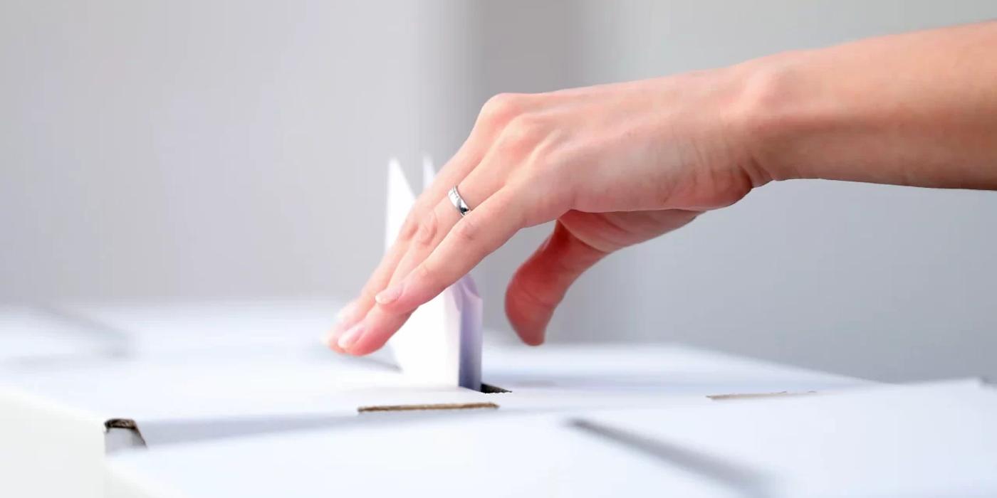 Adrian Năstase: Se formează un fel de alianţă a binelui, împotriva unei alianţe a răului