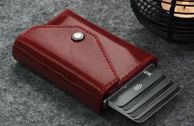 Portofelele moderne: Un amestec de stil, funcționalitate și tehnologie