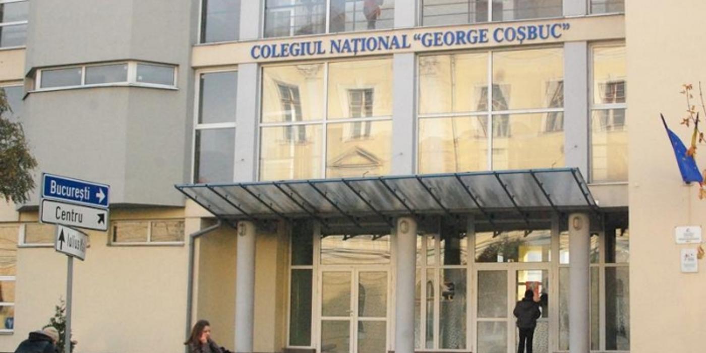 O elevă în vârstă de 13 ani a căzut de la etaj. Incidentul s-a produs la Colegiul Național „George Coșbuc” din Cluj-Napoca