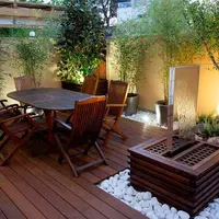 Amenajarea curtii – frumusetea inseamna simetrie