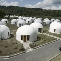 Uimitoarele case “dom” din Indonezia