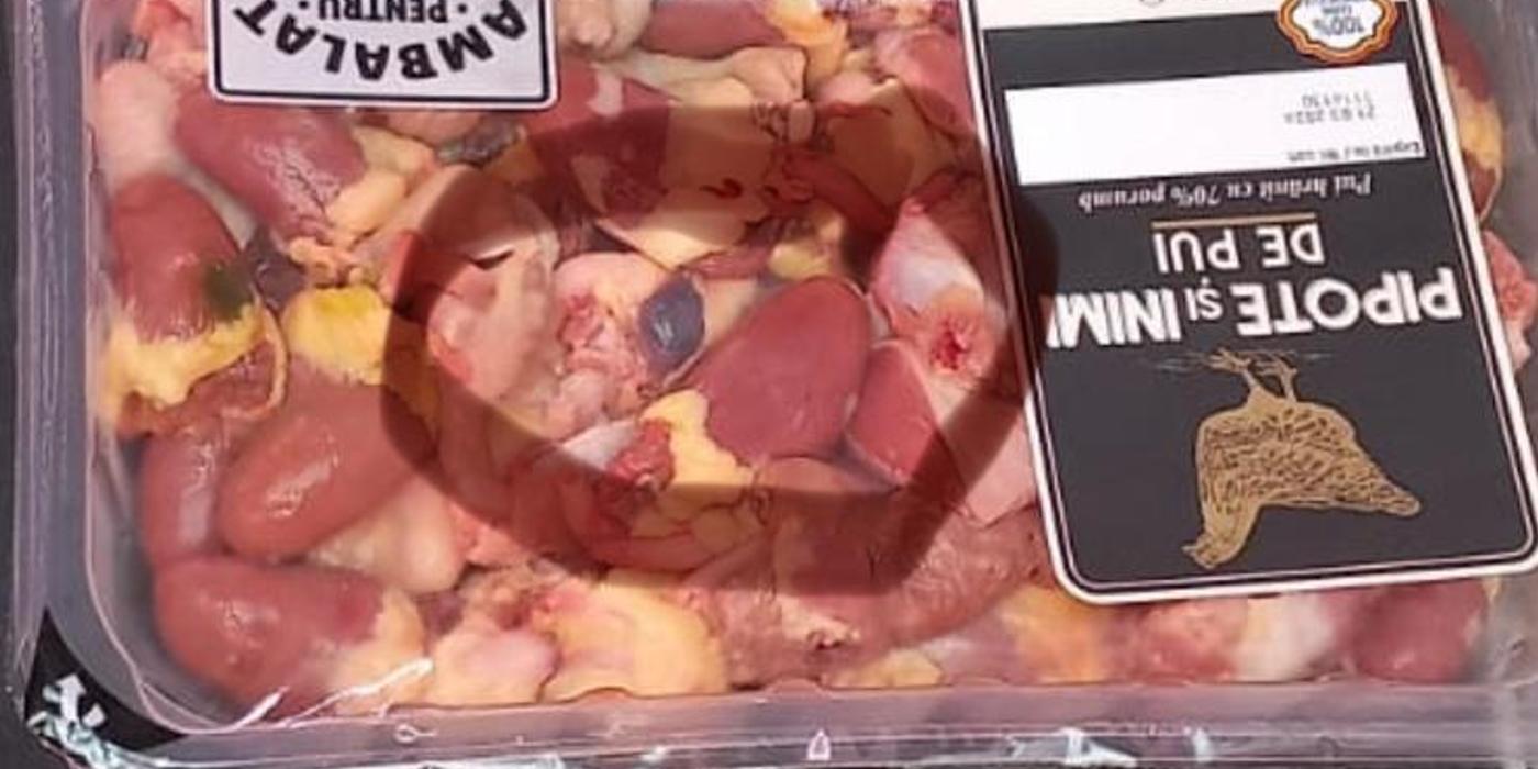 Comisarii ANPC au găsit salmonella în mai multe produse din carne de pui din diverse magazine, printre care Penny Colentina, Penny Bucureştii Noi şi Metro Băneasa / Loturile respective au fost retrase de la comercializare FOTO