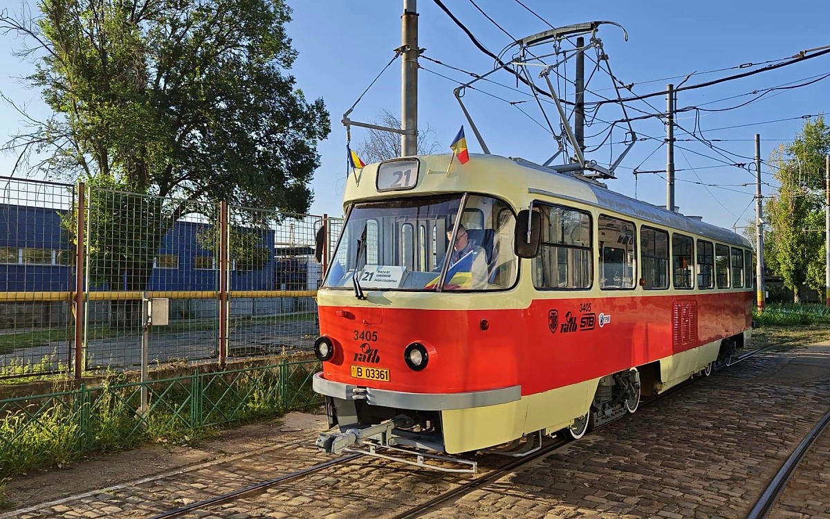 Adio, Tatra! Simbolul pe șine care a definit Bucureștiul timp de 53 de ani se retrage cu un ultim festival