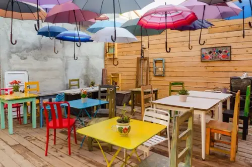 Acuarela Bistro, un local care iti coloreaza zilele de vara