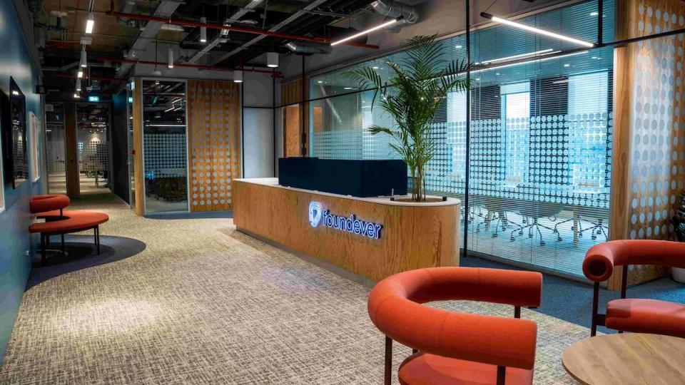 Foundever extinde operațiunile locale prin deschiderea unui nou sediu la București