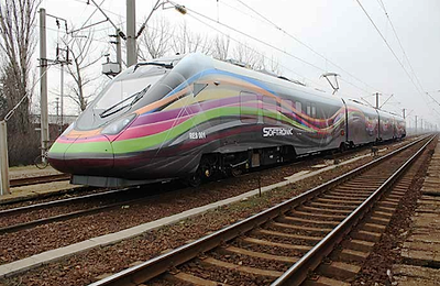 Softronic livrează CFR Călători prima locomotivă modernizată prin PNRR: Un pas spre modernizarea feroviară în România