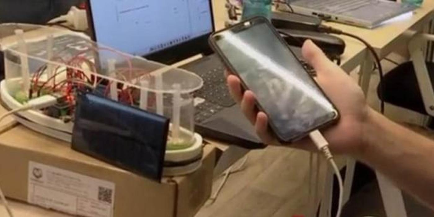 Metodă uimitoare de încărcare a telefonului mobil, dezvoltată de un student din Cluj-Napoca