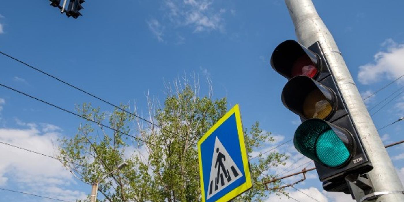 Începând de astăzi, 20 aprilie, două doi semafoare vor fi puse în funcțiune în Cluj-Napoca