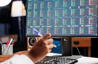 Pierderi serioase pe bursă. Săptămâna începe prost