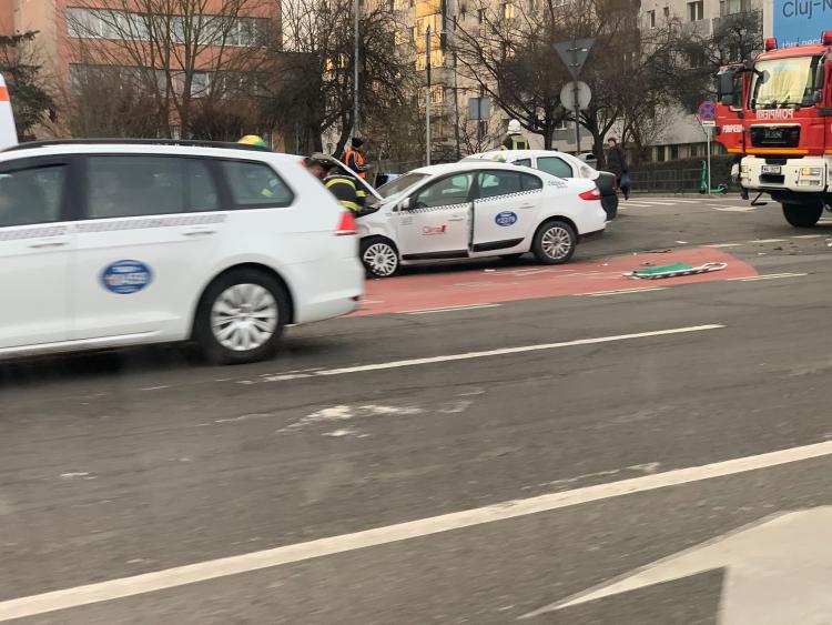 Accident rutier miercuri dimineața pe Calea Florești din Cluj-Napoca