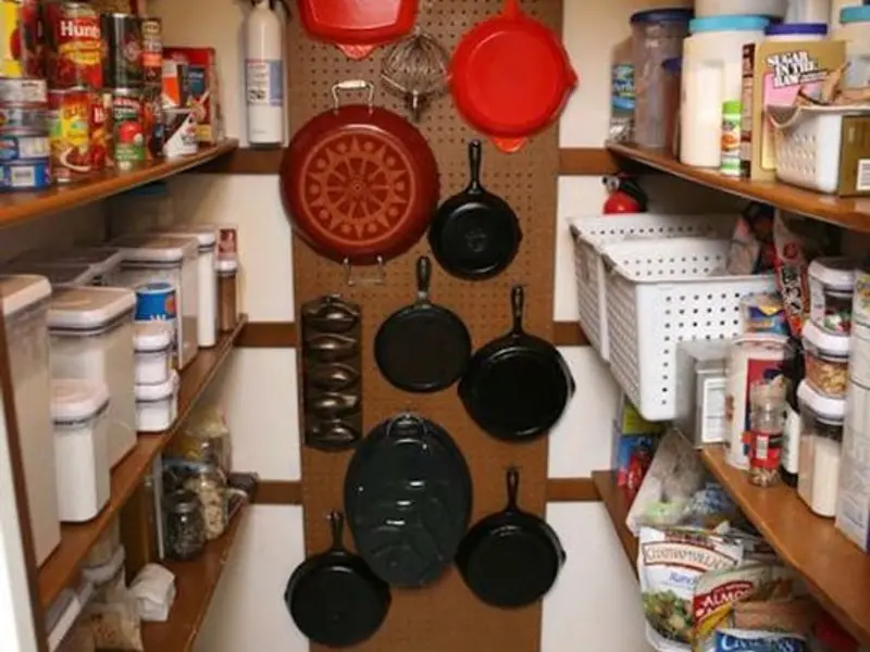 8 trucuri de organizare care iti vor face camara mai incapatoare